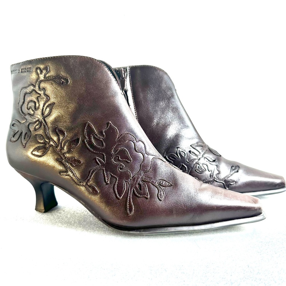 Rare Floral Embroidered Kitty-Heeled Brown Leather Ankle Boots Size 40